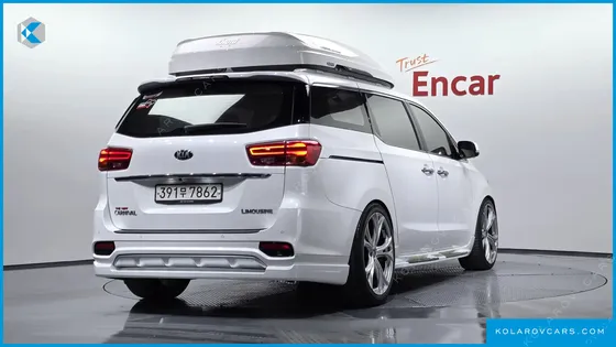 KIA CARNIVAL 7-SEATER LIMOUSINE