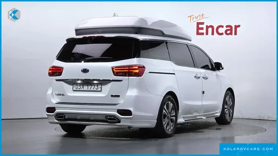 KIA CARNIVAL 9-SEATER HI-LIMOUSINE