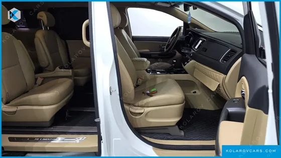 KIA CARNIVAL 9-SEATER HI-LIMOUSINE
