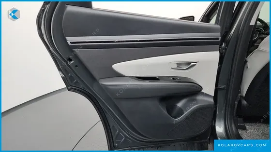 HYUNDAI TUCSON DIESEL 2.0 2WD