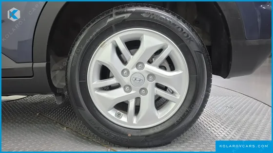 HYUNDAI VENUE 1,6 PREMIUM