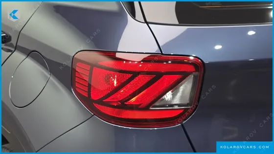 HYUNDAI VENUE 1,6 PREMIUM