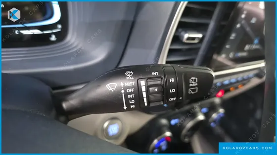 HYUNDAI VENUE 1,6 PREMIUM