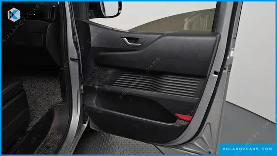 HYUNDAI STARIA CARGO 3-SEATER