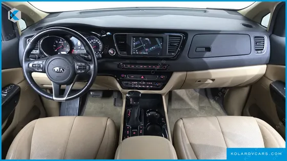 KIA CARNIVAL 9-SEATER HI-LIMOUSINE