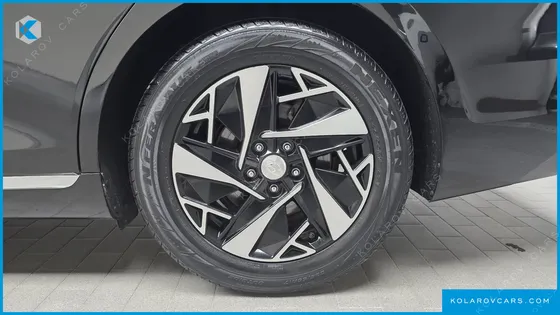 HYUNDAI GRANDEUR EXCLUSIVE