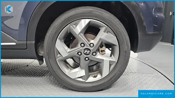 HYUNDAI VENUE 1.6 FLUX