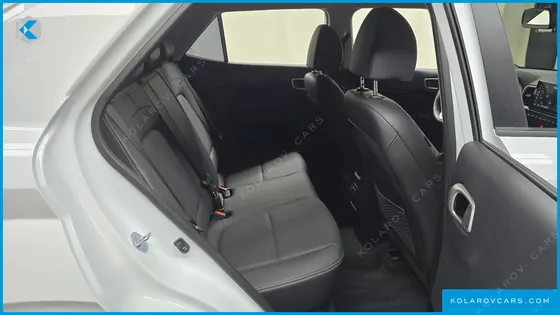 HYUNDAI VENUE 1,6 PREMIUM