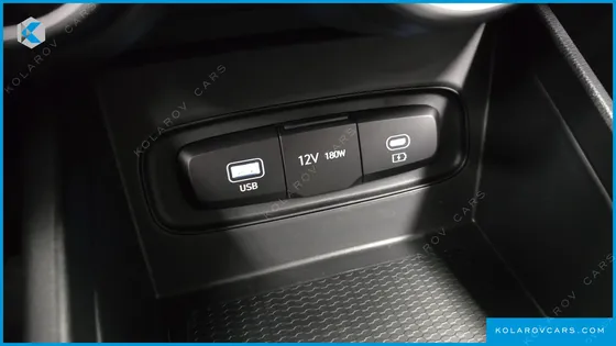 HYUNDAI VENUE 1,6 PREMIUM
