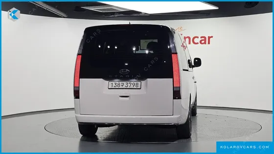 HYUNDAI STARIA L3.5 LOUNGE 9-SEATER