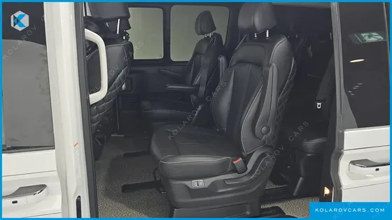 HYUNDAI STARIA L3.5 LOUNGE 9-SEATER