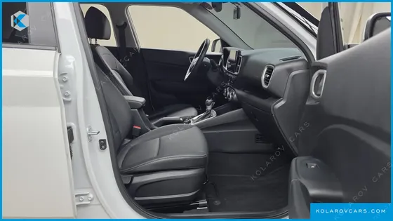 HYUNDAI VENUE 1,6 PREMIUM