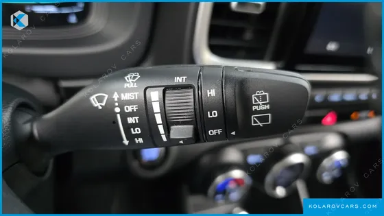 HYUNDAI VENUE 1,6 PREMIUM