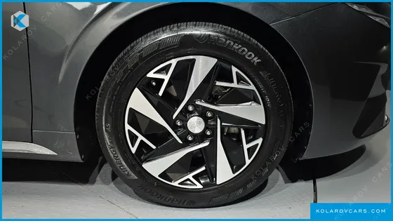HYUNDAI GRANDEUR LE BLANC