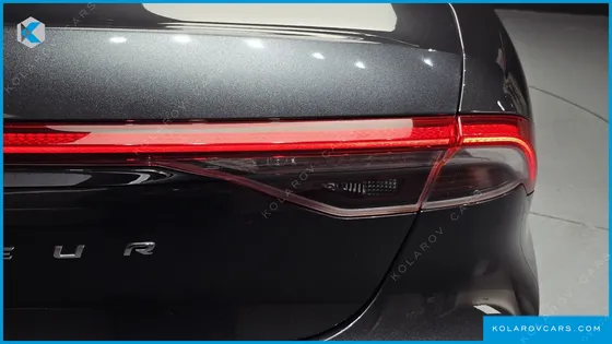 HYUNDAI GRANDEUR LE BLANC