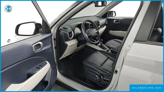 HYUNDAI VENUE 1,6 PREMIUM