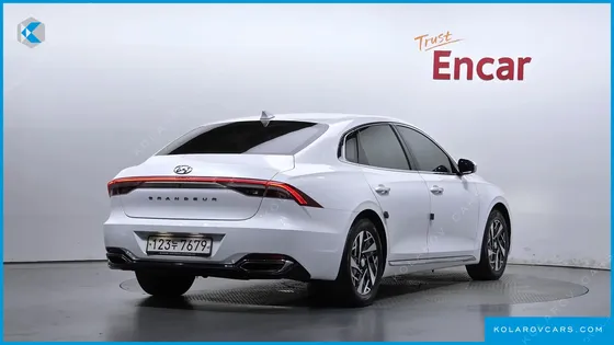 HYUNDAI GRANDEUR PREMIUM CHOICE