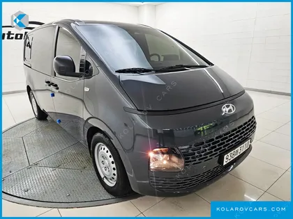 HYUNDAI STARIA CARGO 5-SEATER