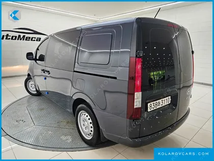 HYUNDAI STARIA CARGO 5-SEATER