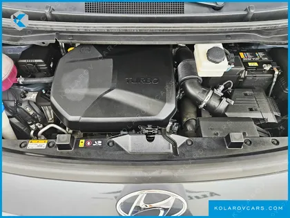 HYUNDAI STARIA CARGO 5-SEATER