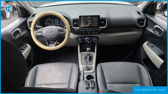 HYUNDAI VENUE 1.6 FLUX