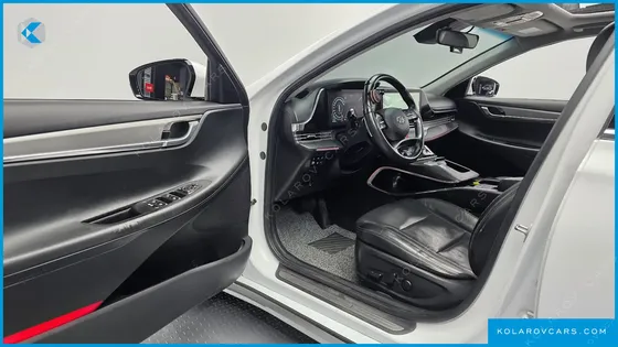 HYUNDAI GRANDEUR LE BLANC