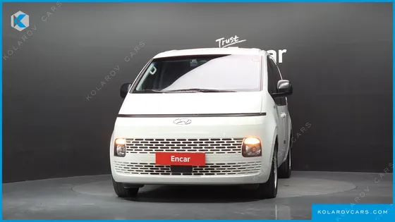 HYUNDAI STARIA CARGO 5-SEATER
