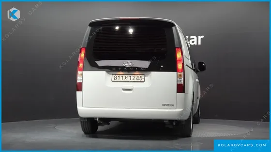 HYUNDAI STARIA CARGO 5-SEATER