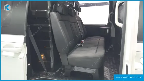 HYUNDAI STARIA CARGO 5-SEATER