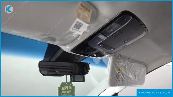 HYUNDAI STARIA CARGO 5-SEATER