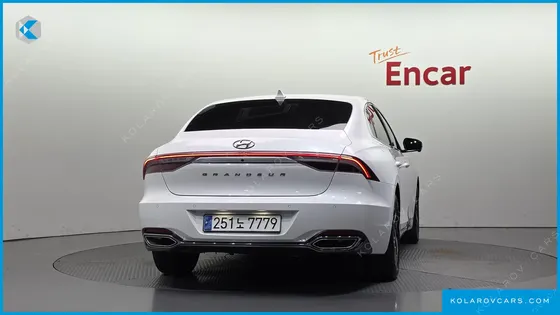 HYUNDAI GRANDEUR EXCLUSIVE