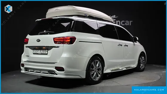 KIA CARNIVAL 9-SEATER PRSTIGE