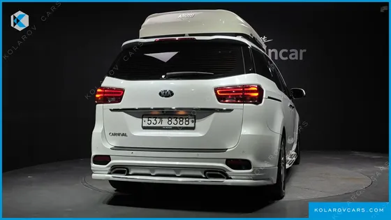 KIA CARNIVAL 9-SEATER PRSTIGE