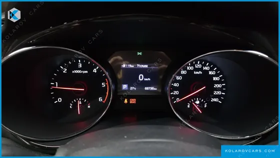 KIA CARNIVAL 9-SEATER PRSTIGE