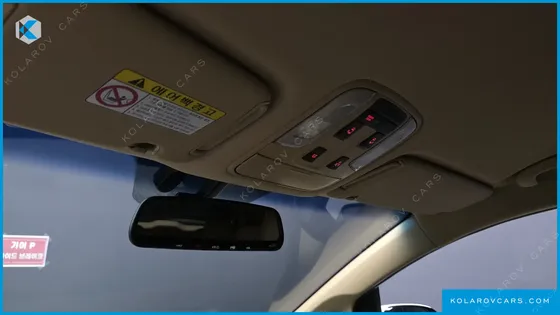KIA CARNIVAL 9-SEATER PRSTIGE