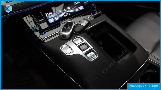 HYUNDAI GRANDEUR LE BLANC