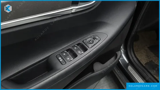 HYUNDAI GRANDEUR LE BLANC
