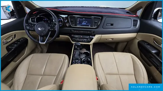 KIA CARNIVAL 9-SEATER NOBLESSE SPECIAL