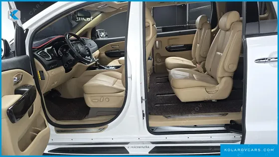 KIA CARNIVAL 9-SEATER NOBLESSE SPECIAL