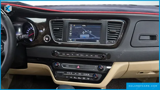 KIA CARNIVAL 9-SEATER NOBLESSE SPECIAL