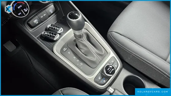 HYUNDAI VENUE 1,6 PREMIUM
