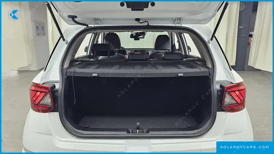 HYUNDAI VENUE 1,6 PREMIUM