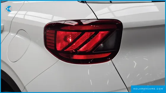 HYUNDAI VENUE 1,6 PREMIUM