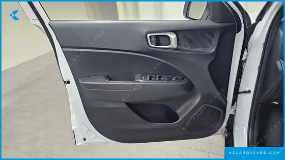 HYUNDAI VENUE 1,6 PREMIUM