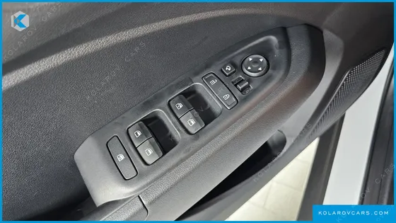 HYUNDAI VENUE 1,6 PREMIUM