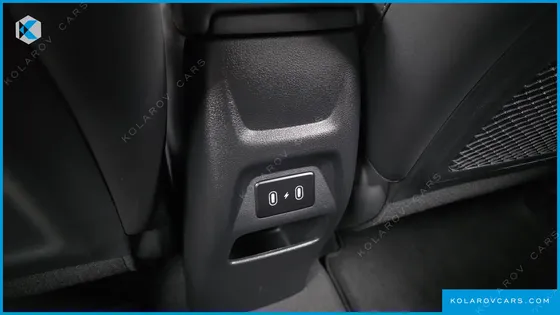 HYUNDAI VENUE 1,6 PREMIUM