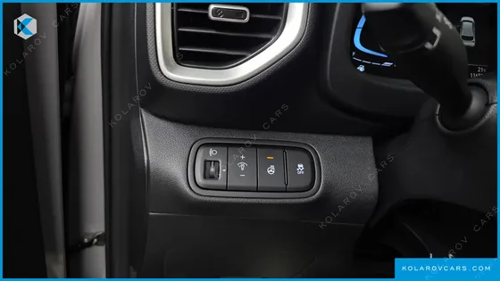 HYUNDAI VENUE 1,6 PREMIUM