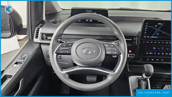 HYUNDAI STARIA CARGO 5-SEATER