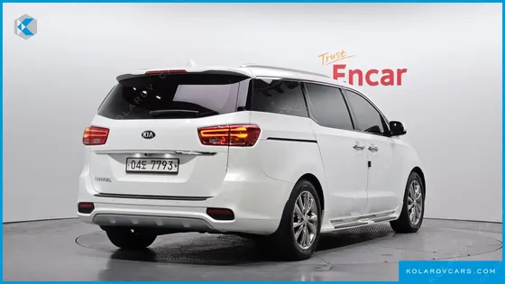 KIA CARNIVAL 9-SEATER NOBLESSE SPECIAL