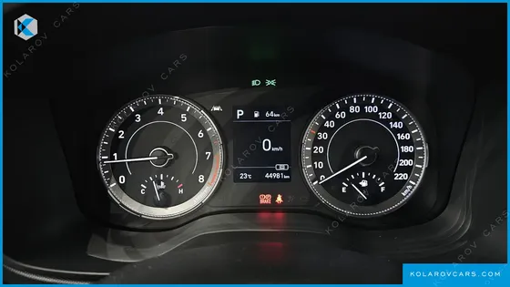 HYUNDAI VENUE 1.6 MODERN
